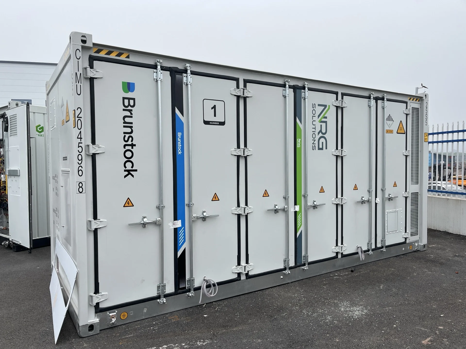 Grossbatteriespeicher BESS SABAG Rothenburg - 3.45 MW Industriespeicher Schweiz