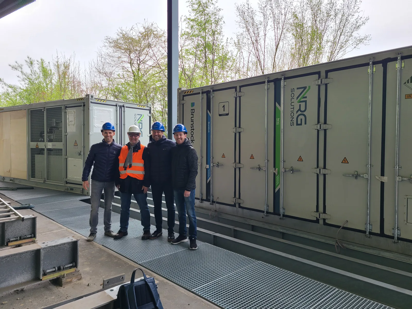 Montage BESS SABAG Rothenburg - 3.45 MW Grossbatteriespeicher Schweiz